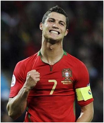 足球报：本土教练担纲国足主帅的可能性大增，邵佳一已报名